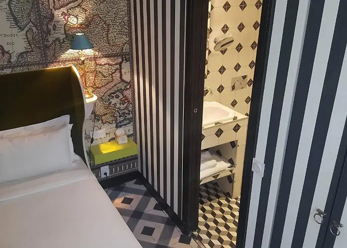 Hotel Du Continent Parigi